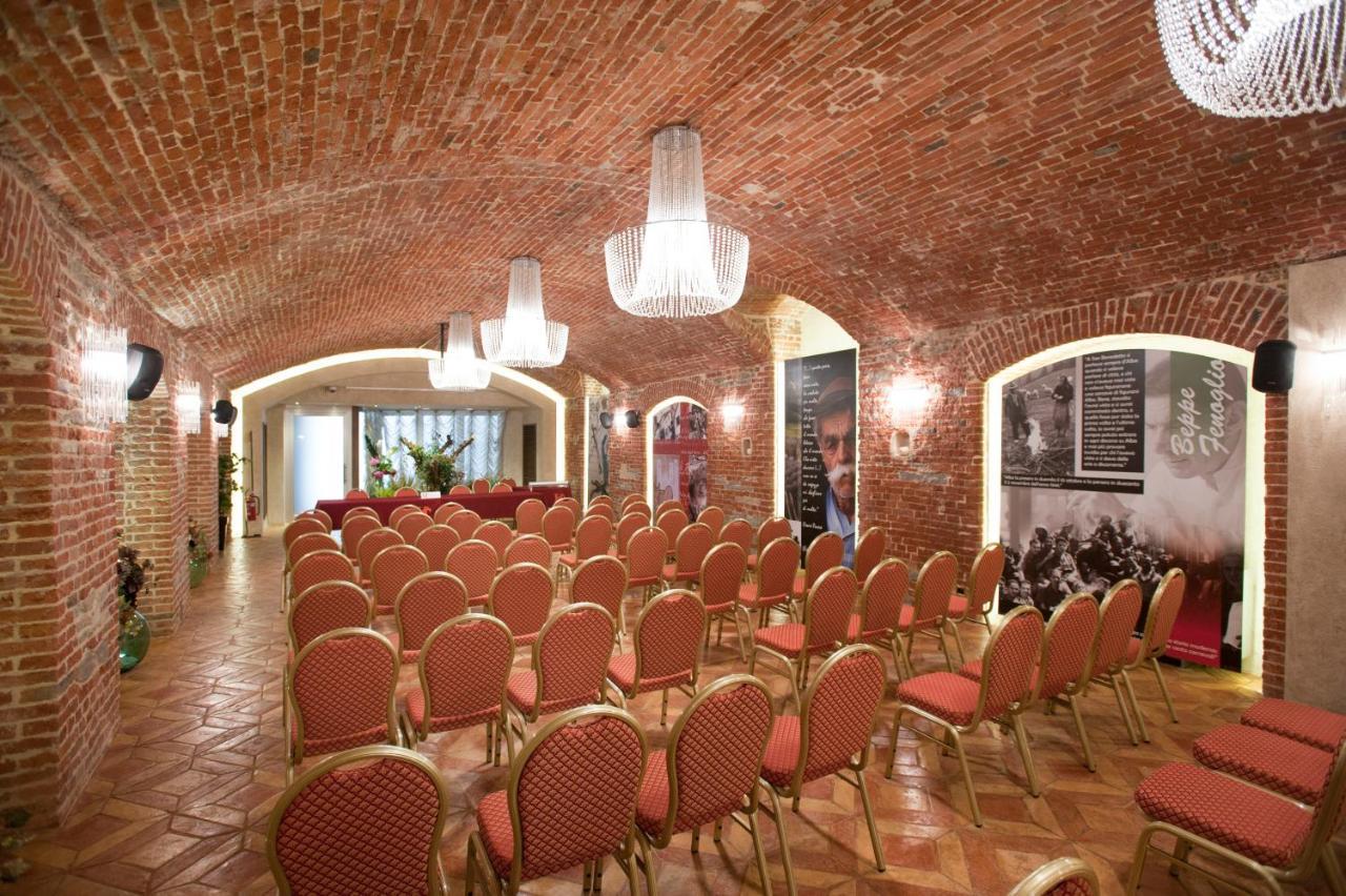 Hotel Calissano Алба Екстериор снимка